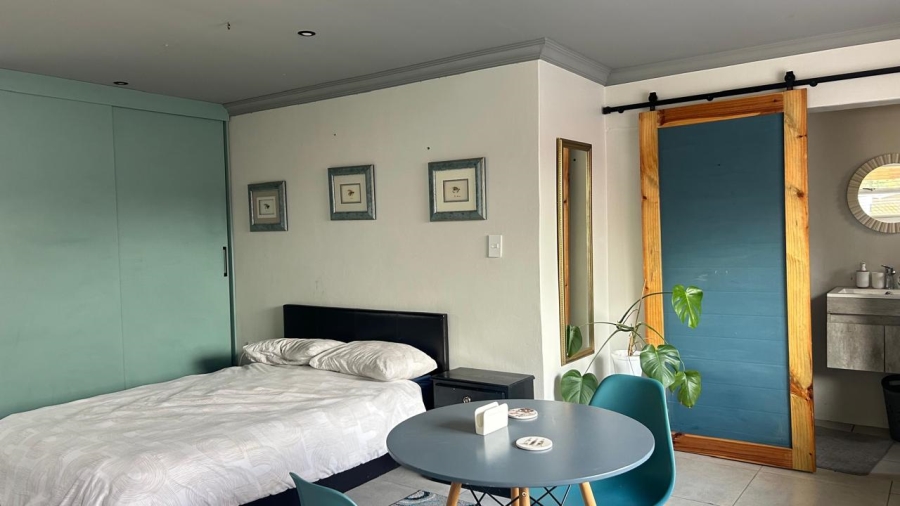 To Let 3 Bedroom Property for Rent in Capri Western Cape